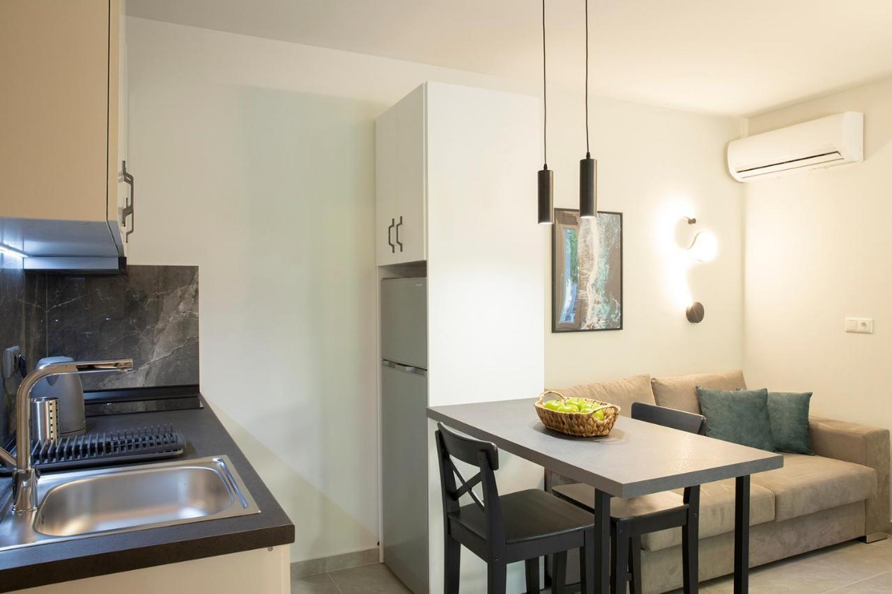 Appartamento Elena Luxury Living Paralía Skotínis Esterno foto