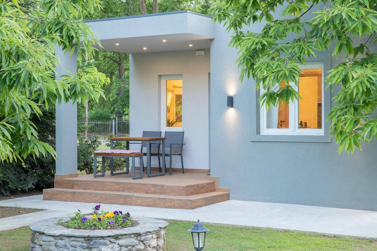 Appartamento Elena Luxury Living Paralía Skotínis Esterno foto