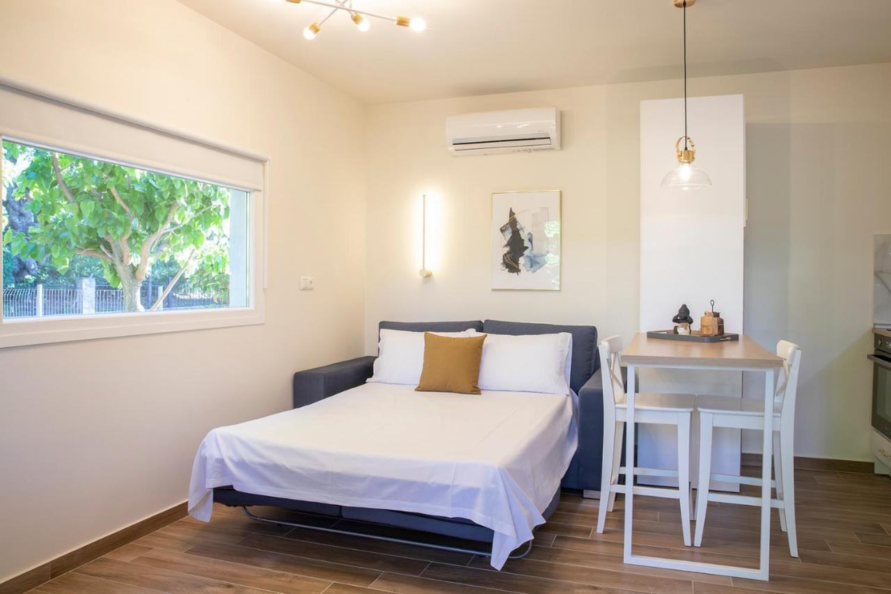 Appartamento Elena Luxury Living Paralía Skotínis Esterno foto