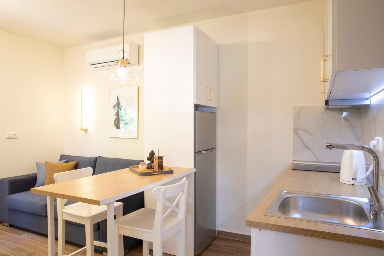 Appartamento Elena Luxury Living Paralía Skotínis Esterno foto