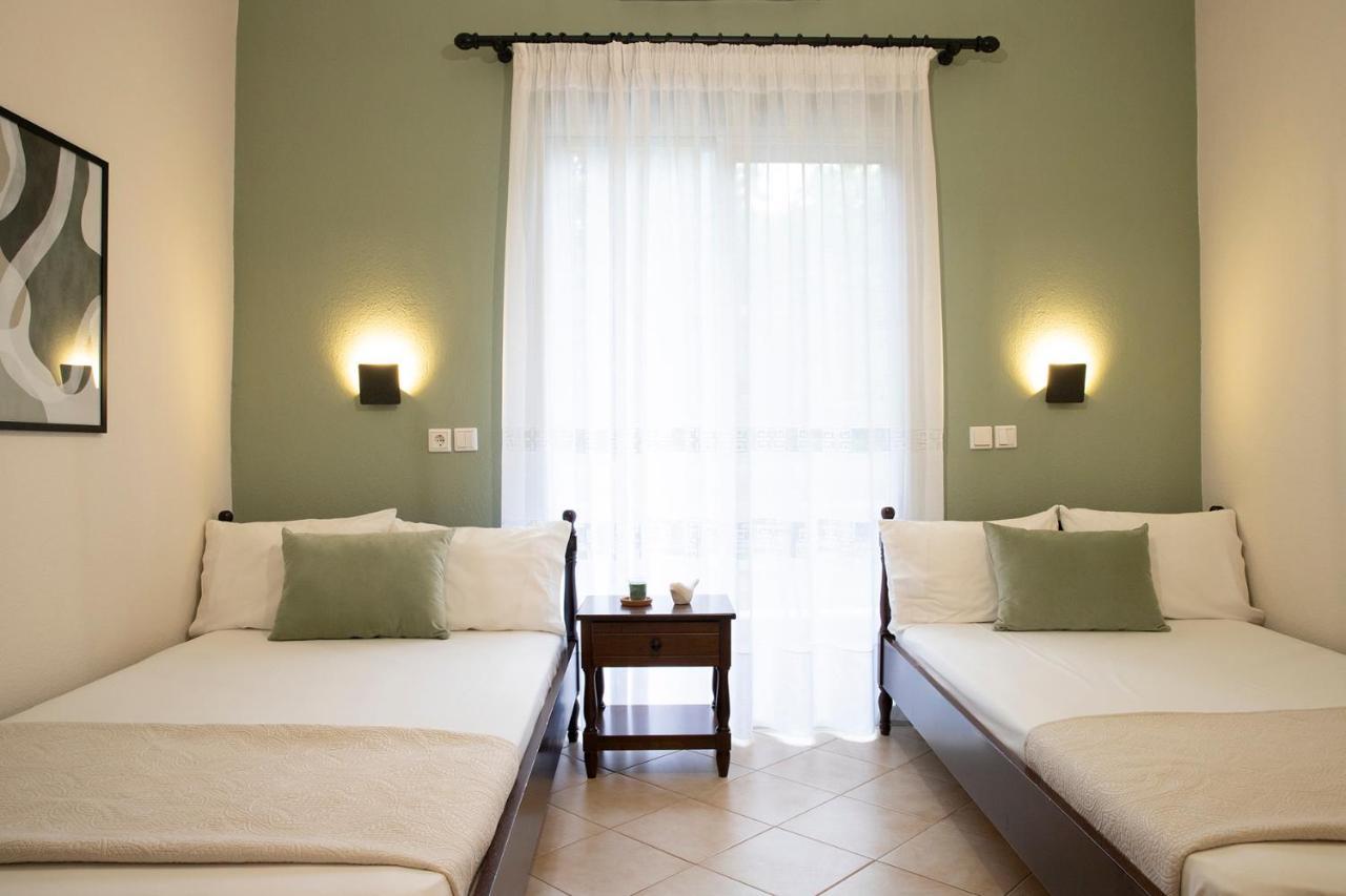 Appartamento Elena Luxury Living Paralía Skotínis Esterno foto