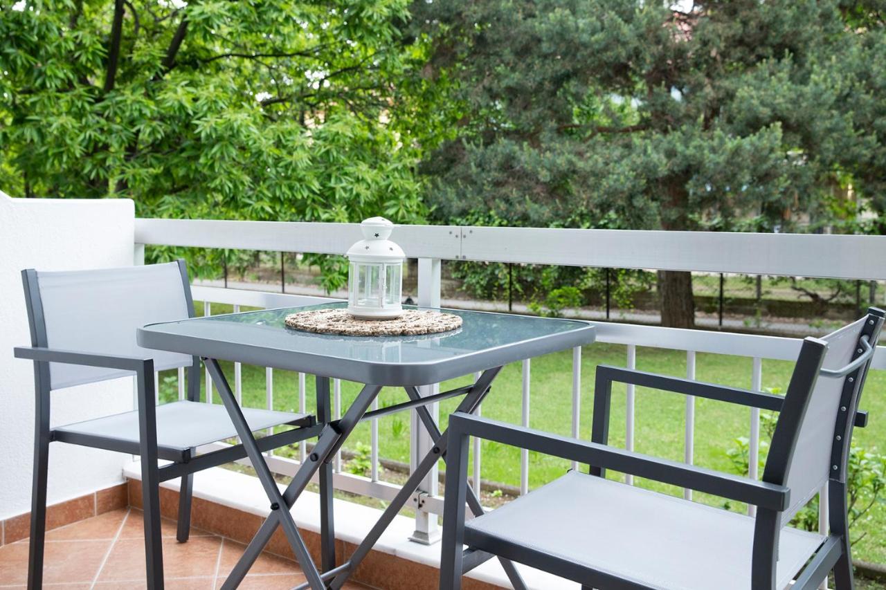 Appartamento Elena Luxury Living Paralía Skotínis Esterno foto