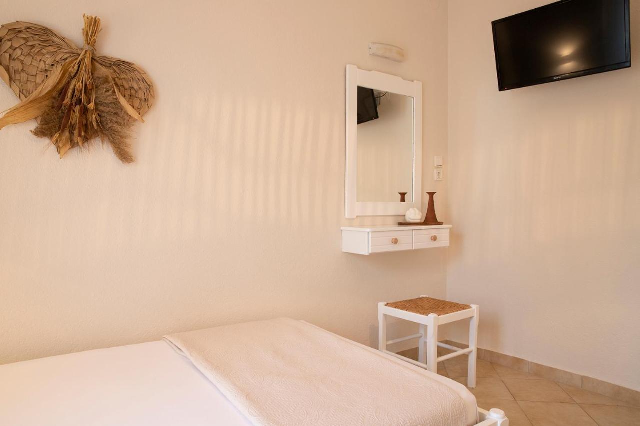 Appartamento Elena Luxury Living Paralía Skotínis Esterno foto