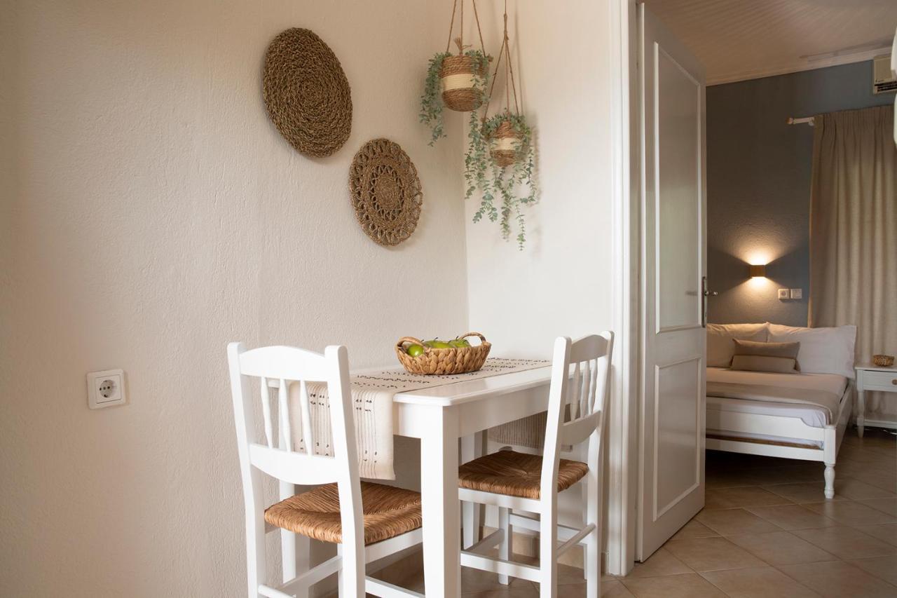 Appartamento Elena Luxury Living Paralía Skotínis Esterno foto
