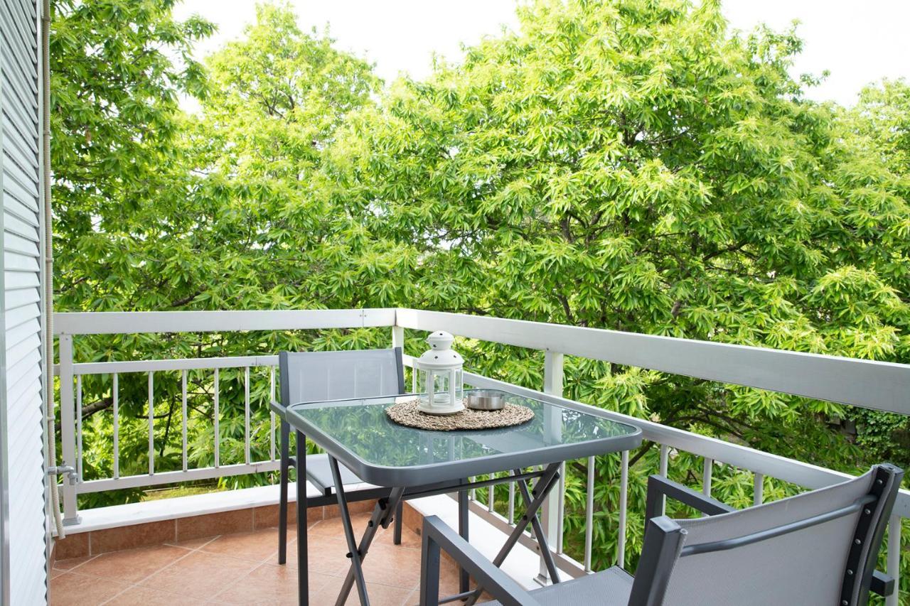 Appartamento Elena Luxury Living Paralía Skotínis Esterno foto