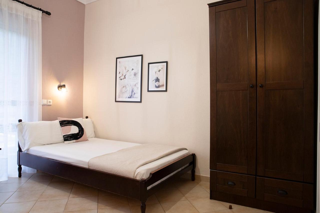 Appartamento Elena Luxury Living Paralía Skotínis Esterno foto