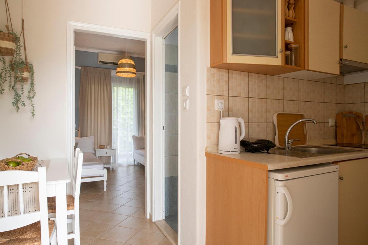Appartamento Elena Luxury Living Paralía Skotínis Esterno foto